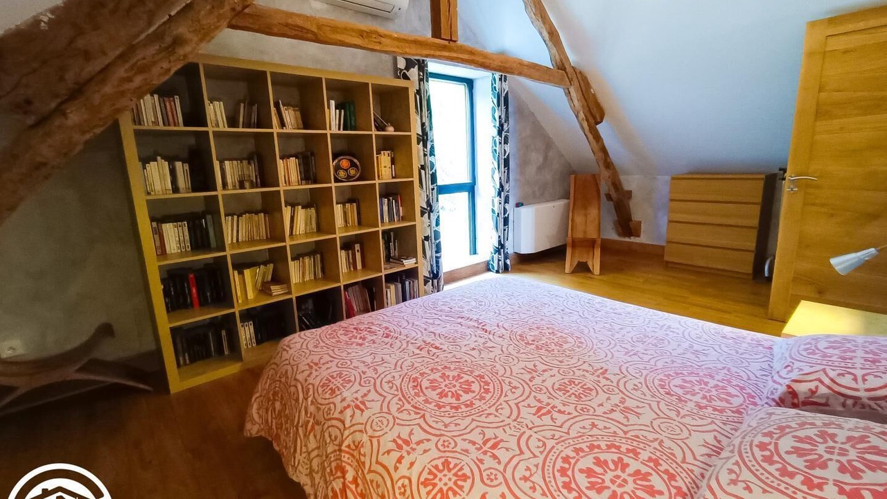 Photo of Bedroom in Degagnac