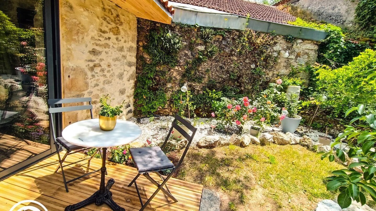 Photo of Outdoor in Saint-Vincent-Rive-d'Olt