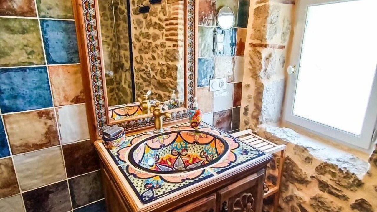 Photo of Bathroom in Saint-Vincent-Rive-d'Olt