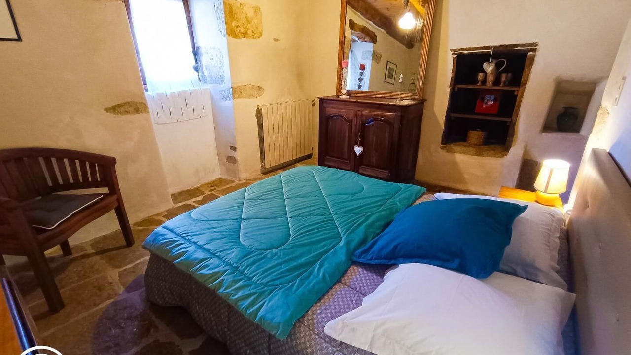 Photo of Bedroom in Grealou