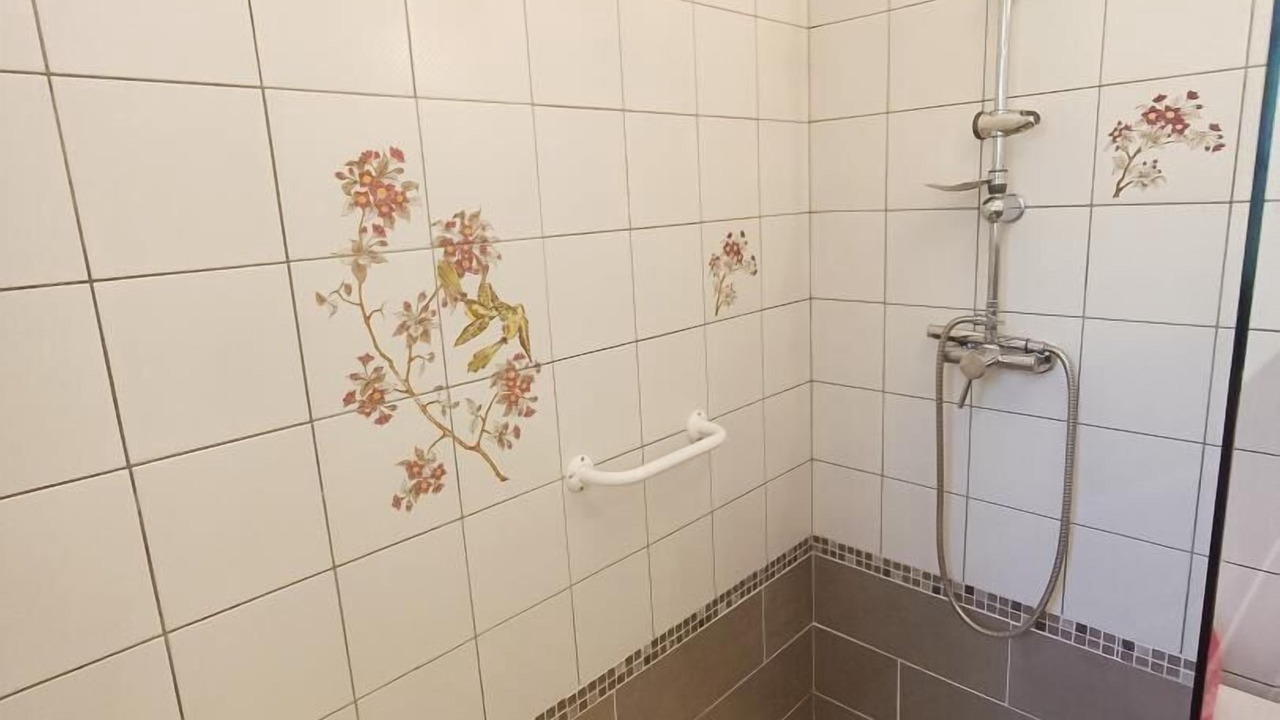 Photo of Bathroom in Saux