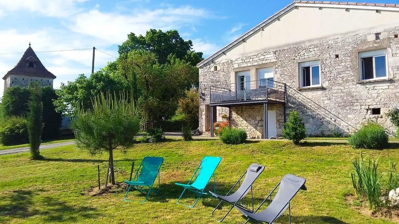 Photo of Outdoor in Saux