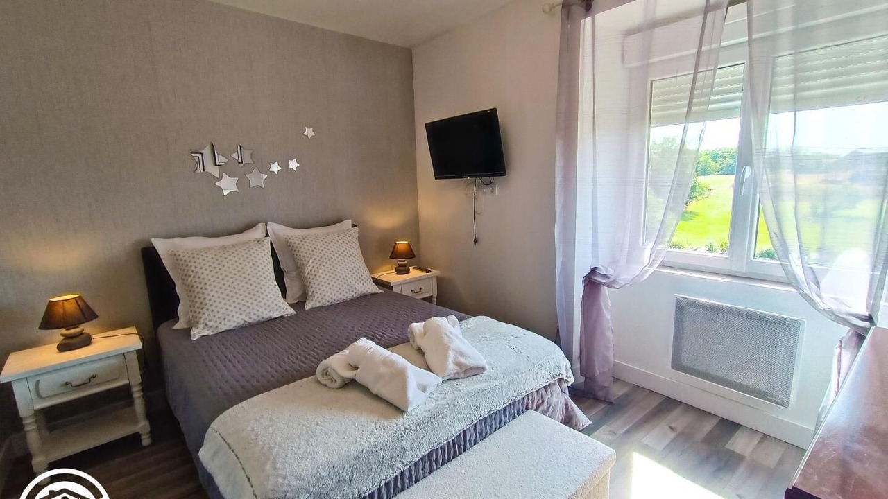 Photo of Bedroom in Saux