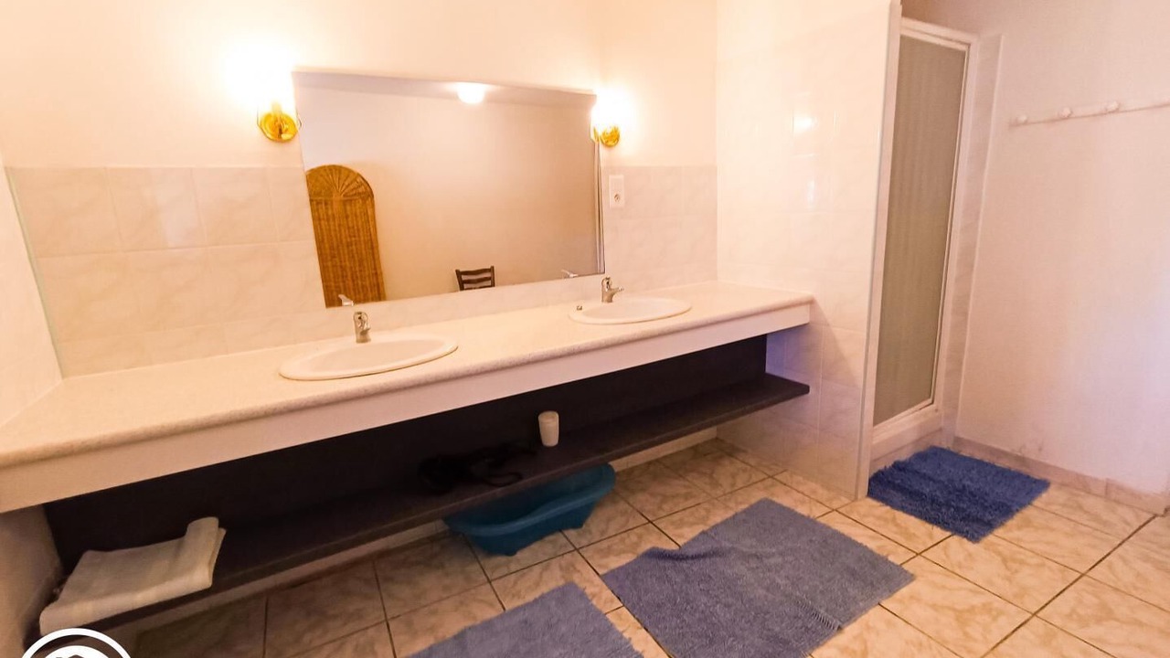 Photo of Bathroom in Cuzance