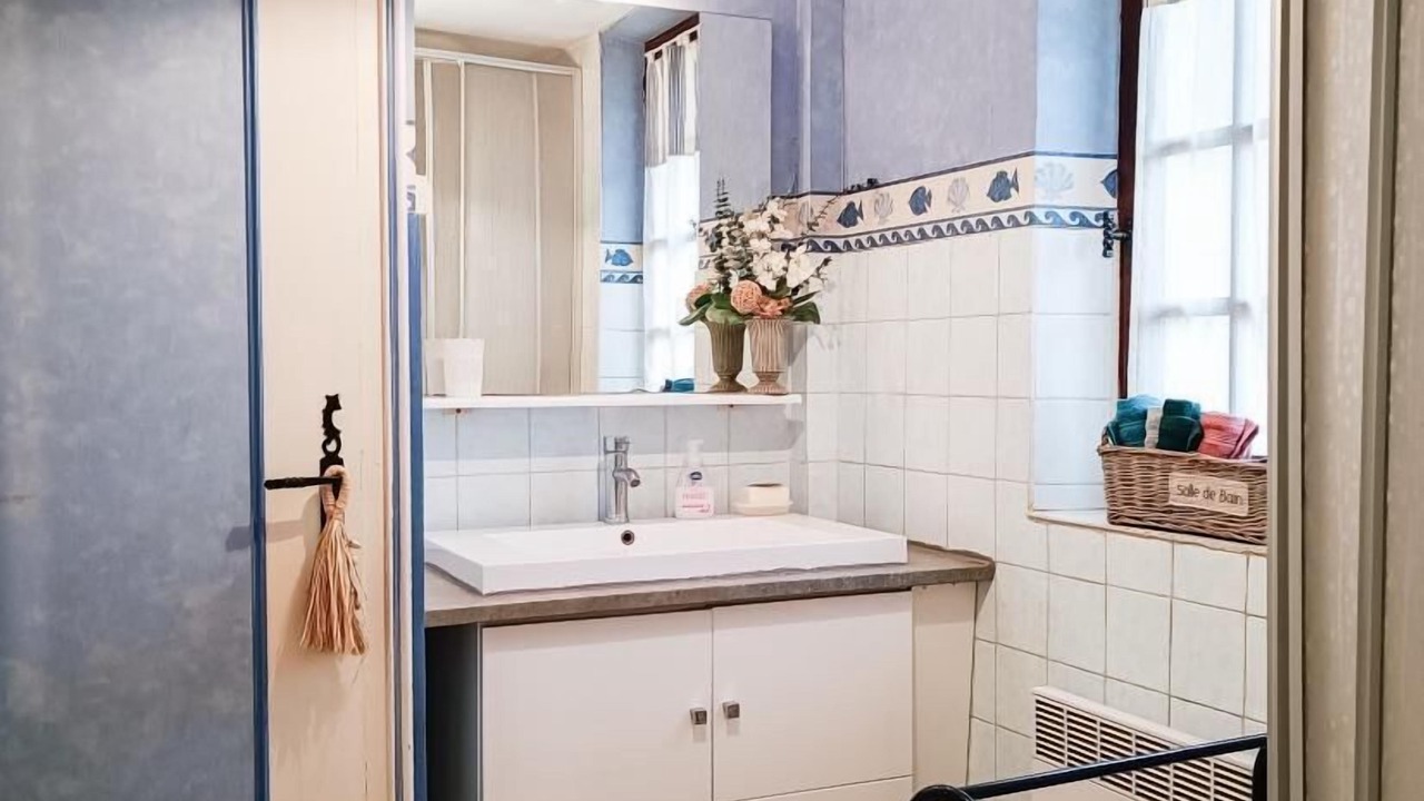 Photo of Bathroom in Saint-Denis-les-Martel