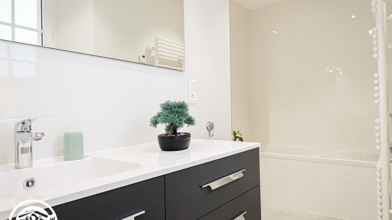 Photo of Bathroom in Montredon