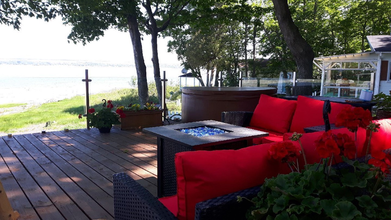 Photo of Patio Balcony in Saint-Michel-de-Bellechasse