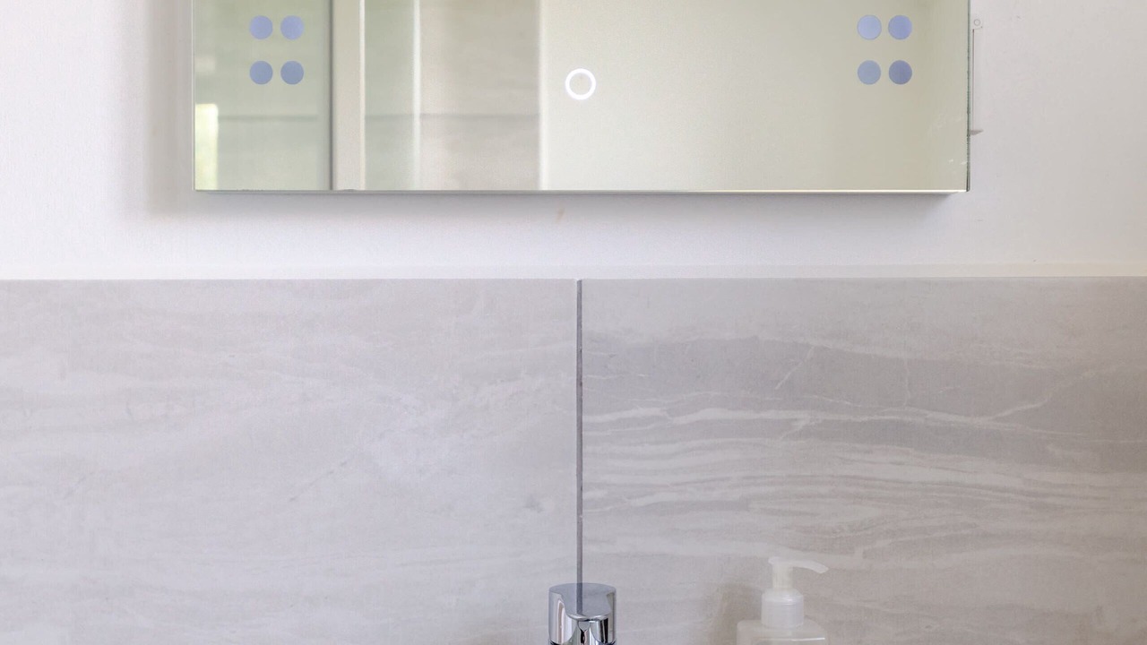 Photo of Bathroom in Brondesbury Park