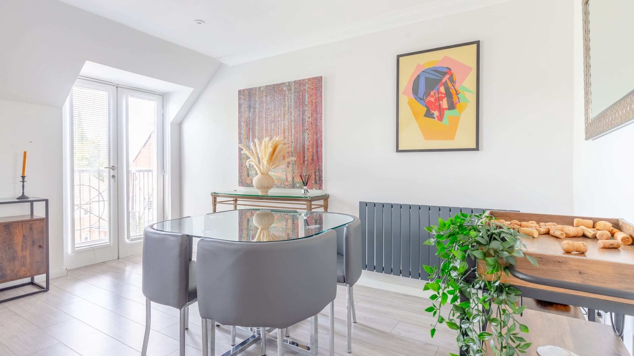 Photo of Others in Brondesbury Park