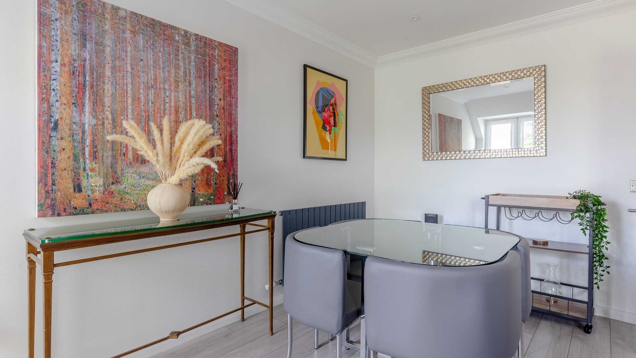 Photo of Others in Brondesbury Park