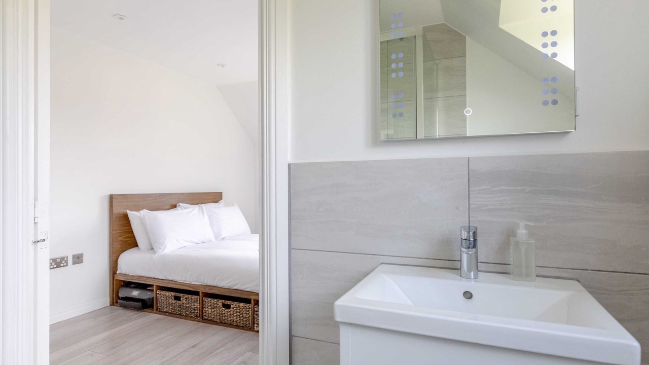 Photo of Bathroom in Brondesbury Park