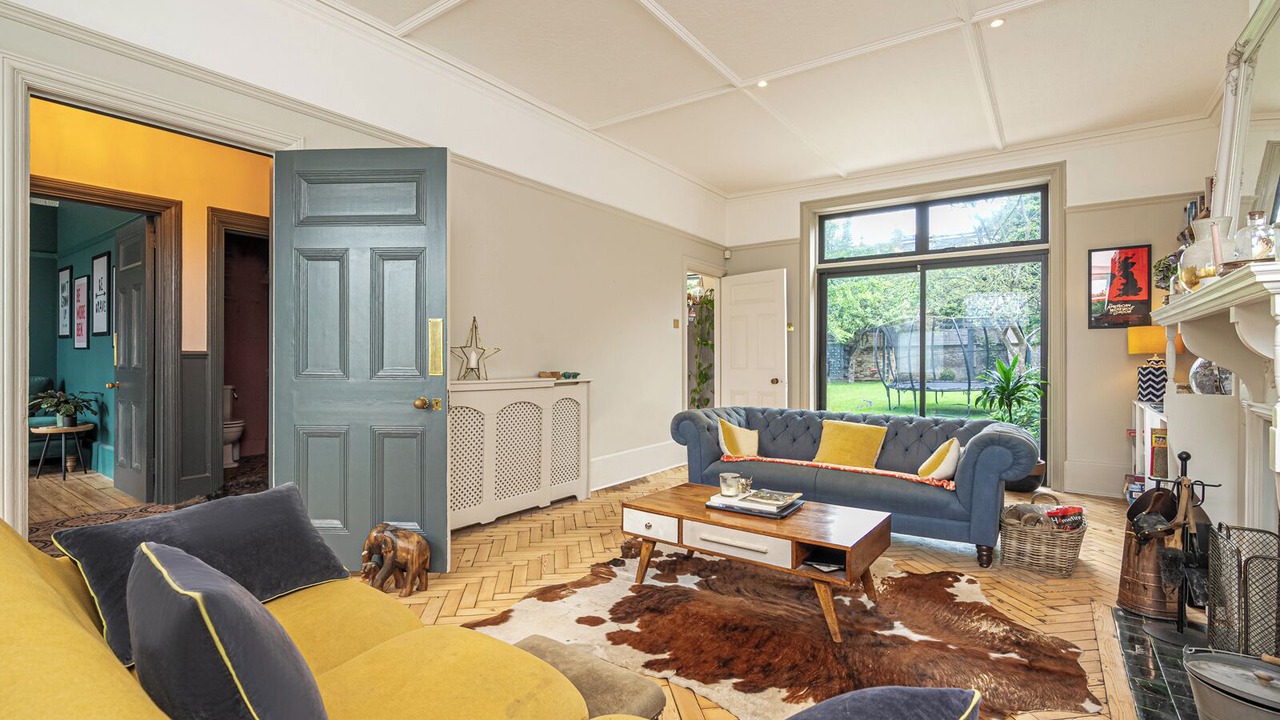 Photo of Livingroom in St. Leonard's