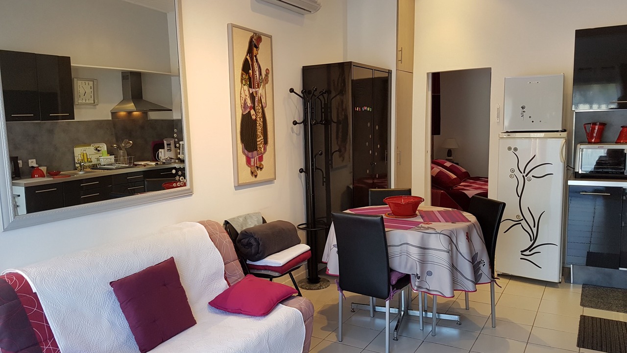 Photo of Others in Pomerols