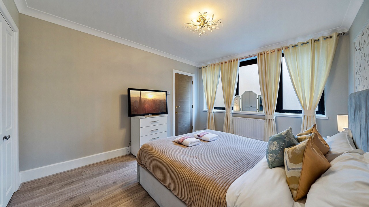 Photo of Bedroom in Shadwell