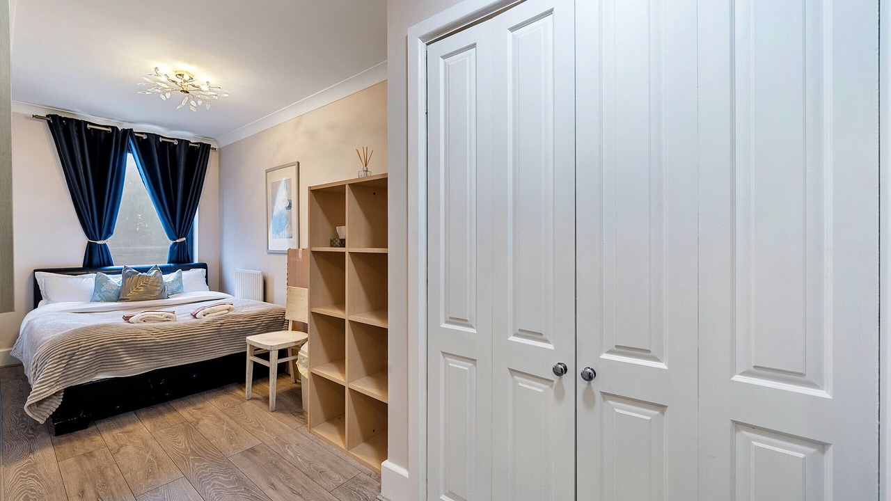 Photo of Bedroom in Shadwell