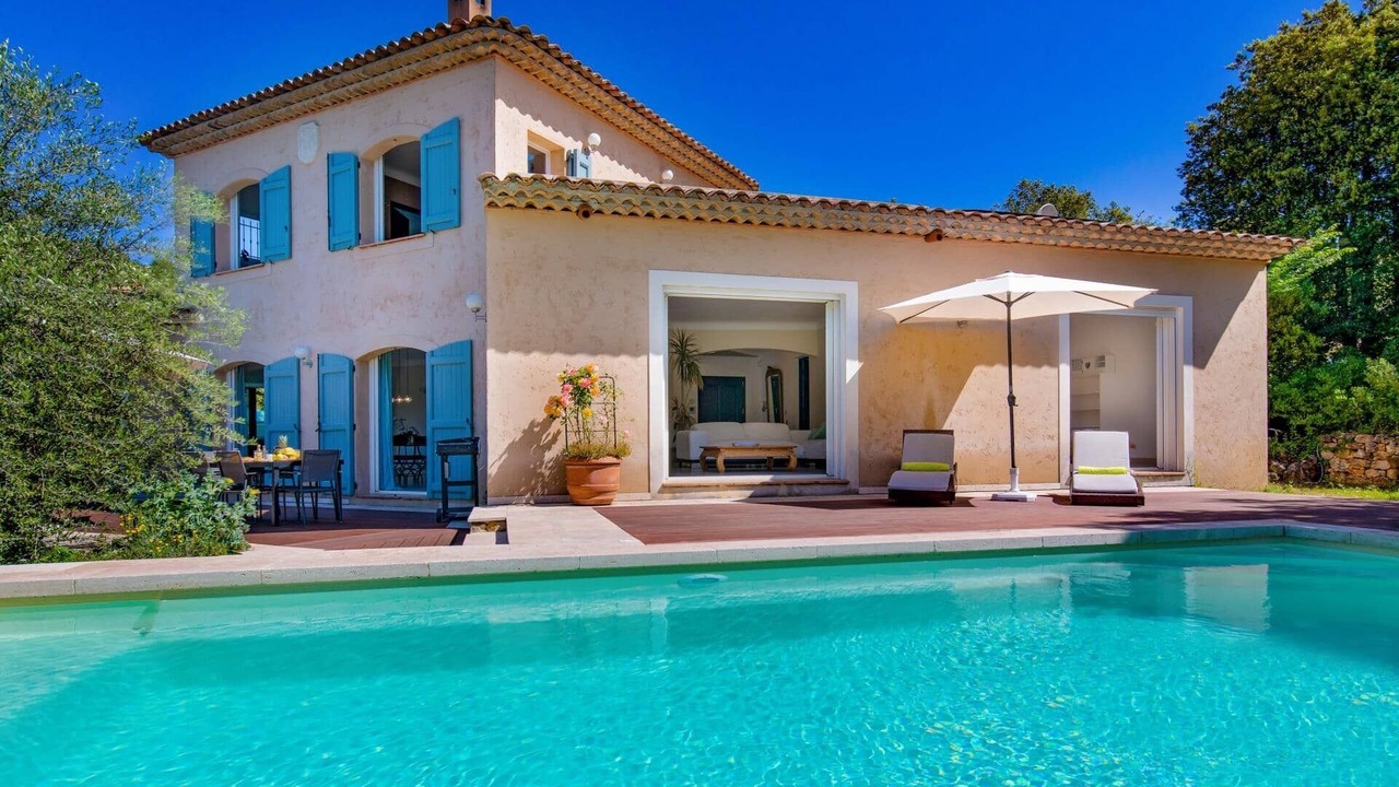 Photo of Others in Cabris