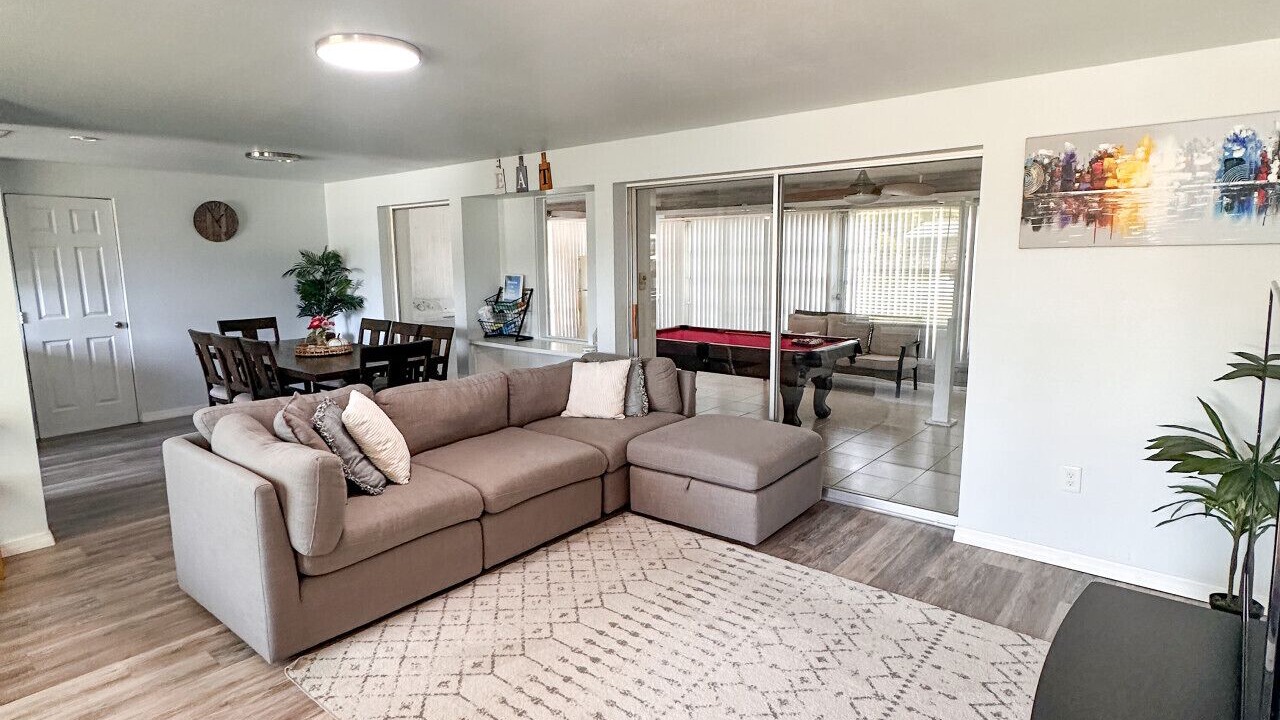 Photo of Livingroom in Venice Gardens