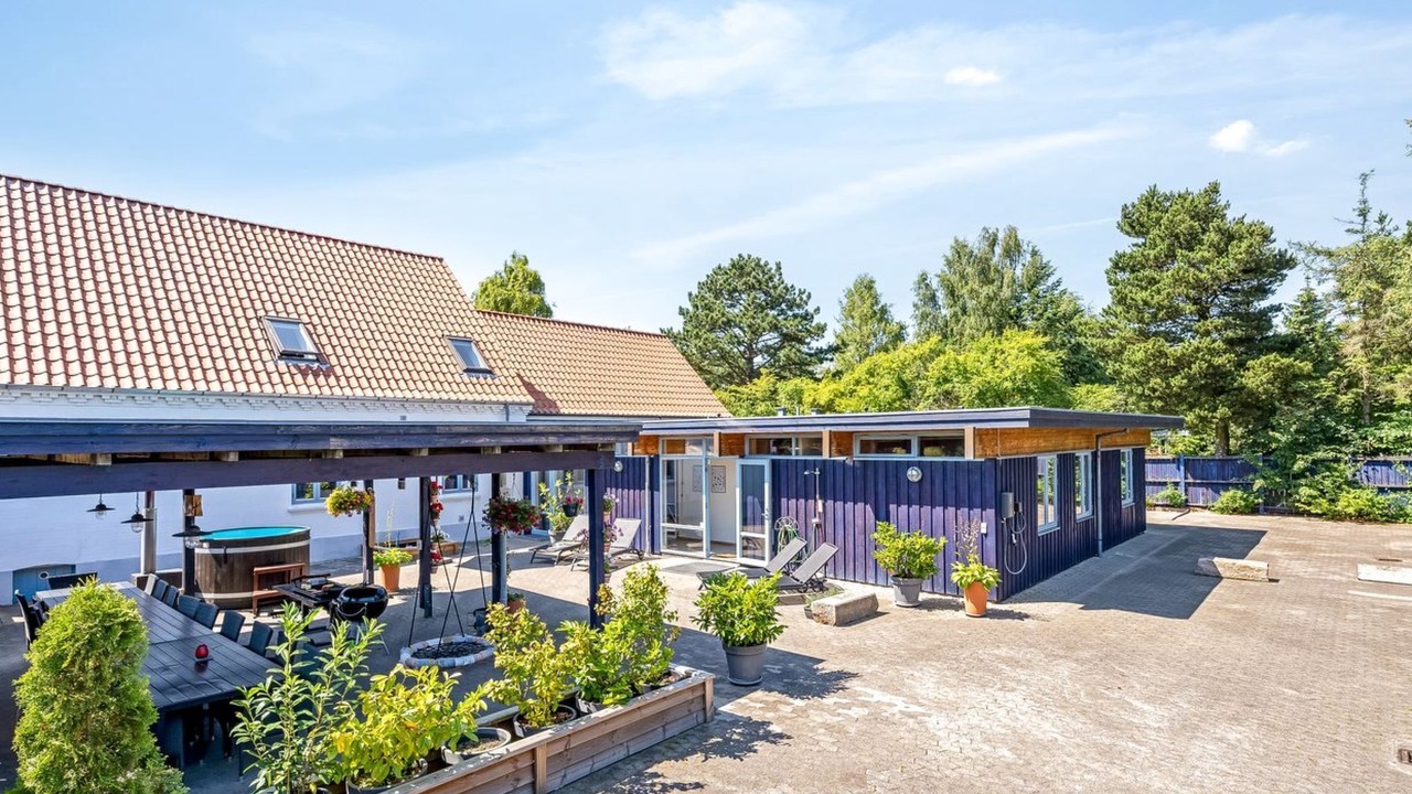 Photo of Others in Bøtø By