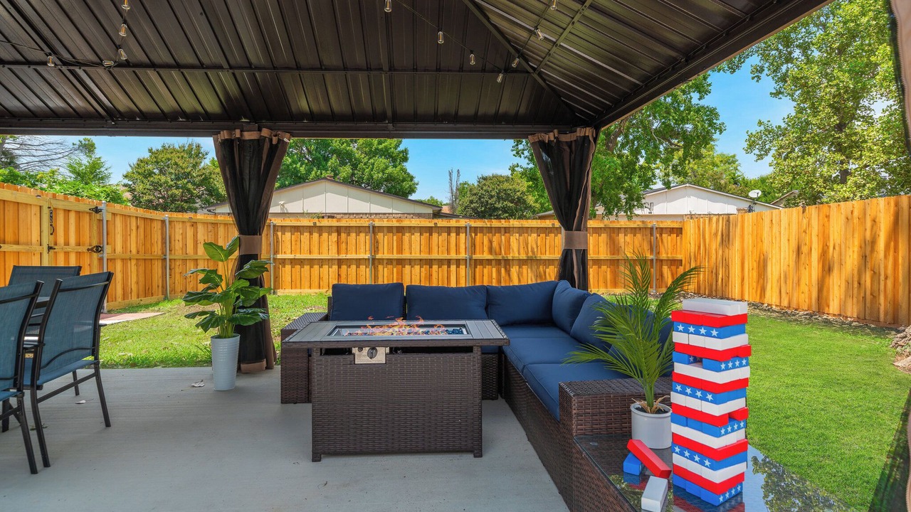 Photo of Patio Balcony in Grand Prairie