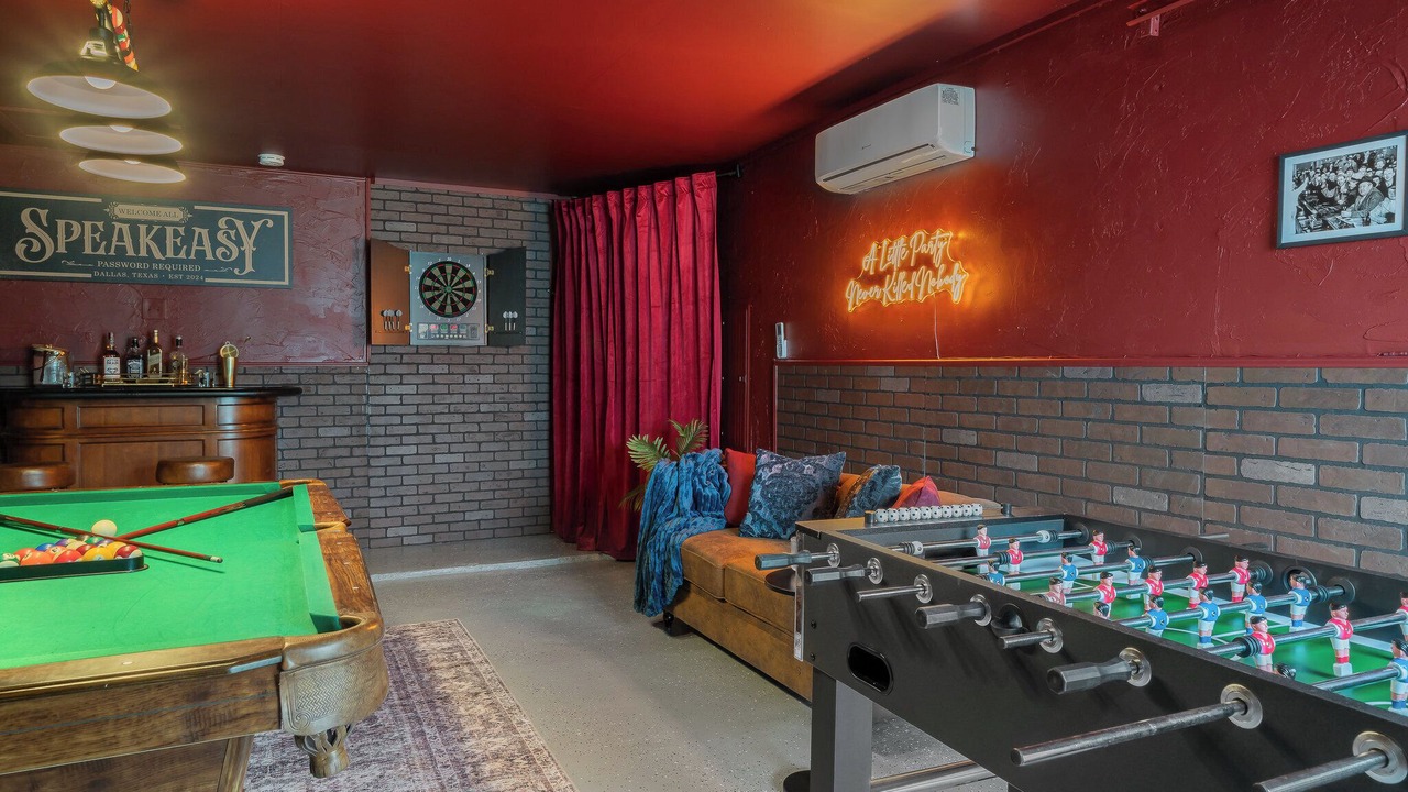 Photo of Bedroom in Grand Prairie