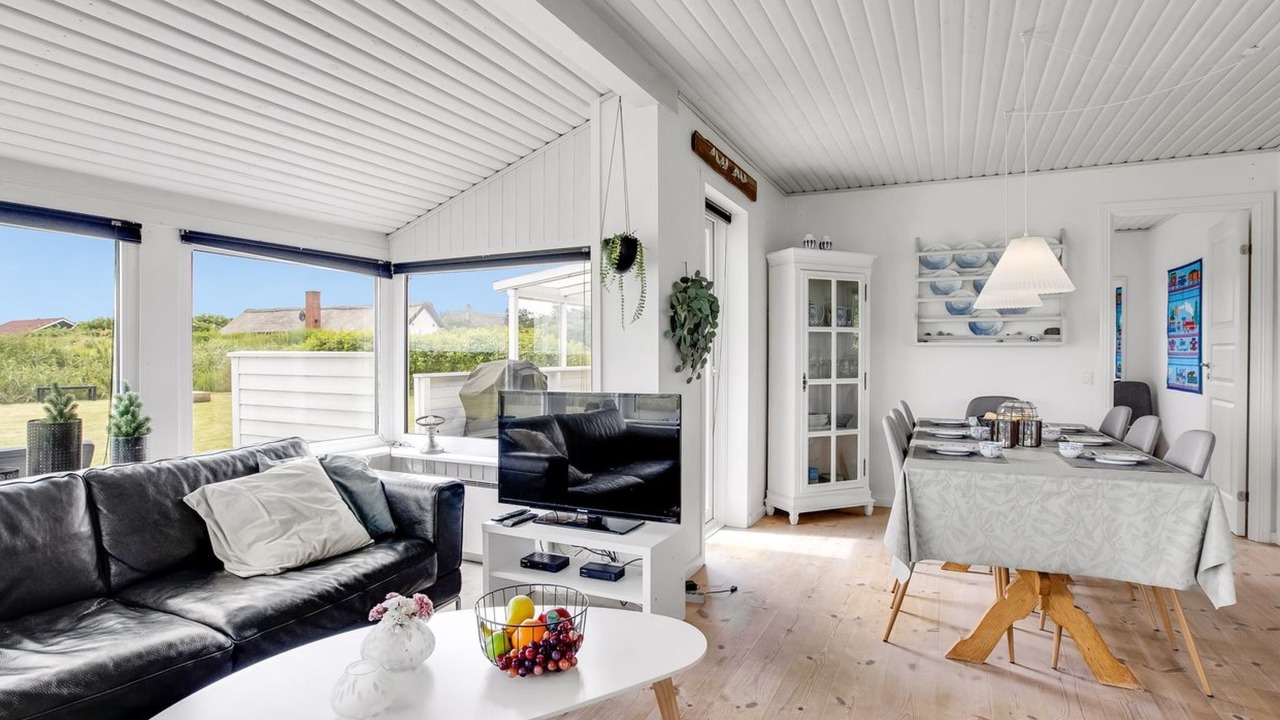 Photo of Livingroom in Houvig Strand