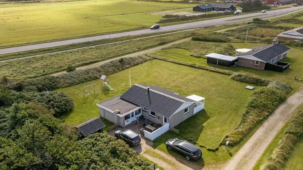 Photo of Others in Houvig Strand