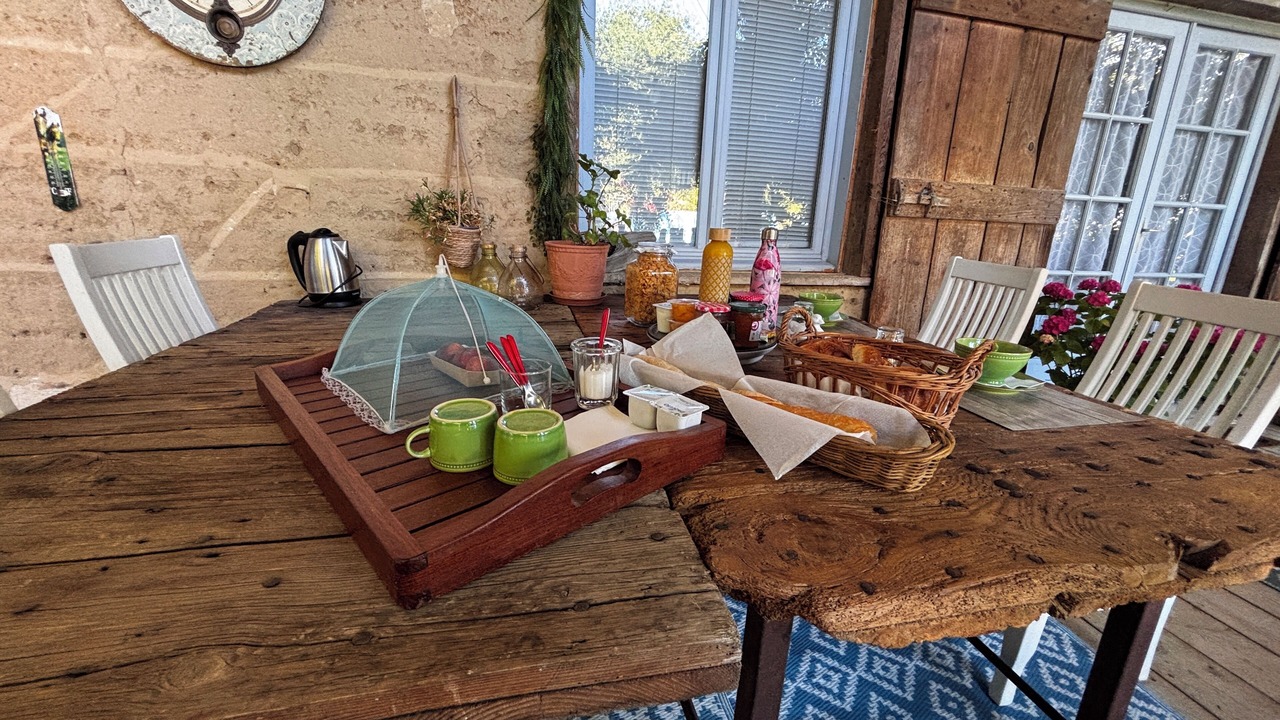 Photo of Outdoor in Romenay