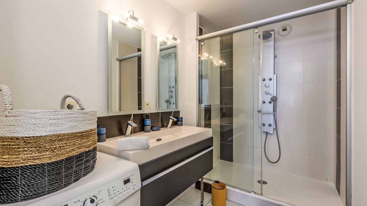 Photo of Bathroom in Etel