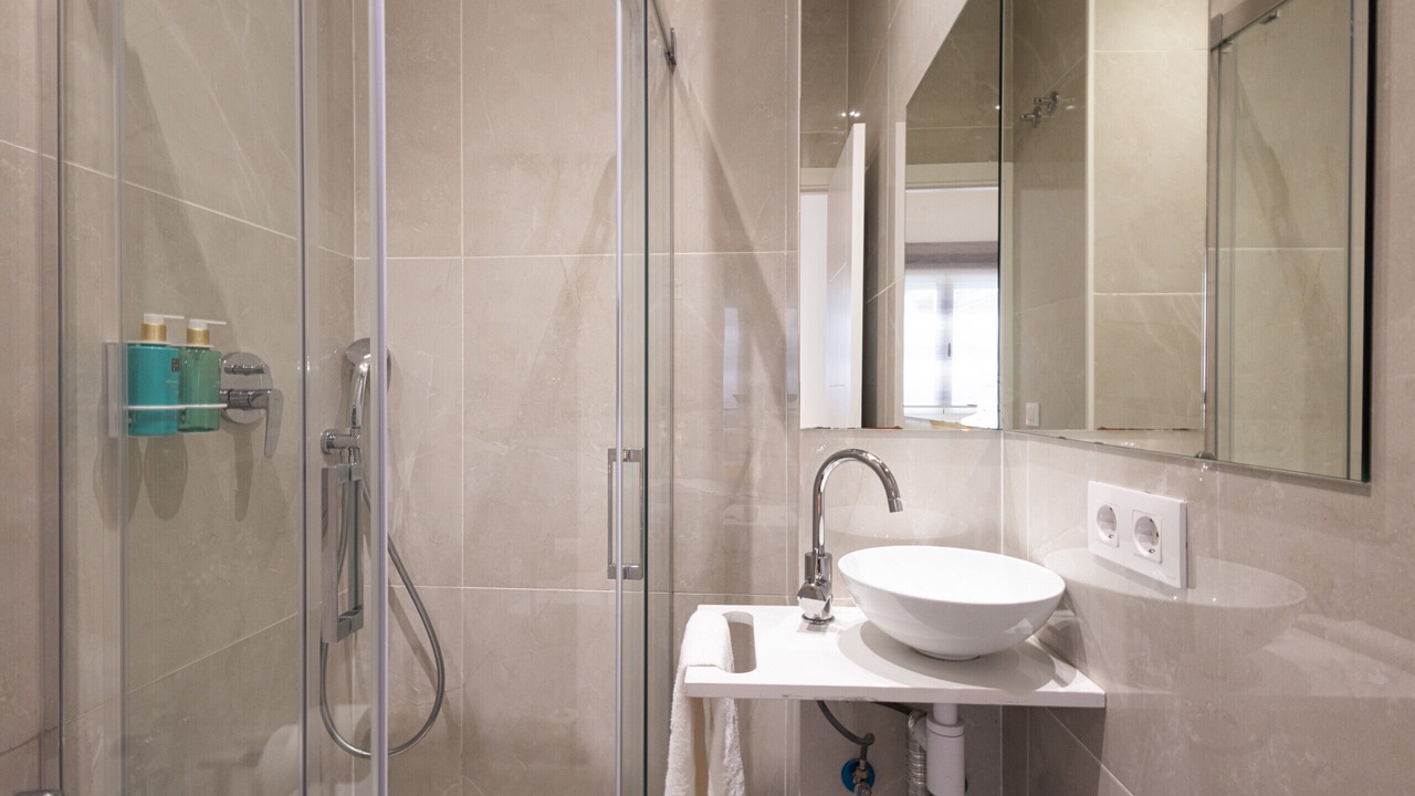 Photo of Bathroom in Patraix