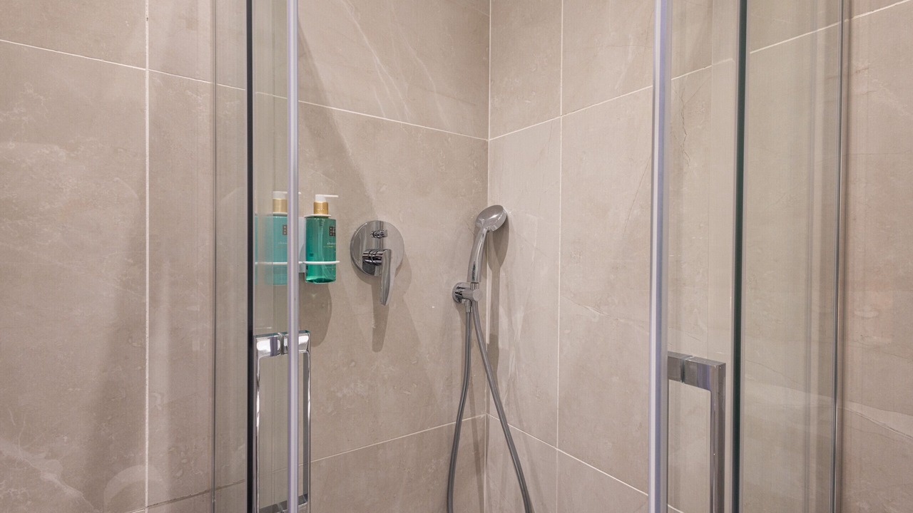 Photo of Bathroom in Patraix