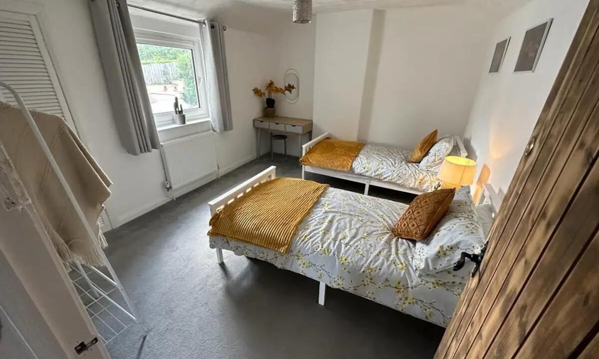 Photo of Others in Llanelli