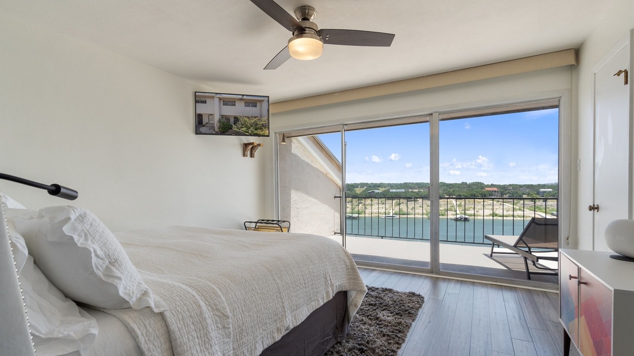 Photo of Bedroom in Briarcliff
