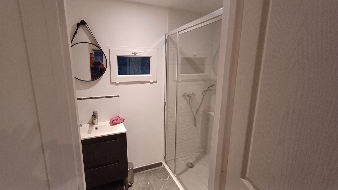 Photo of Bathroom in Saint-Sebastien-sur-Loire