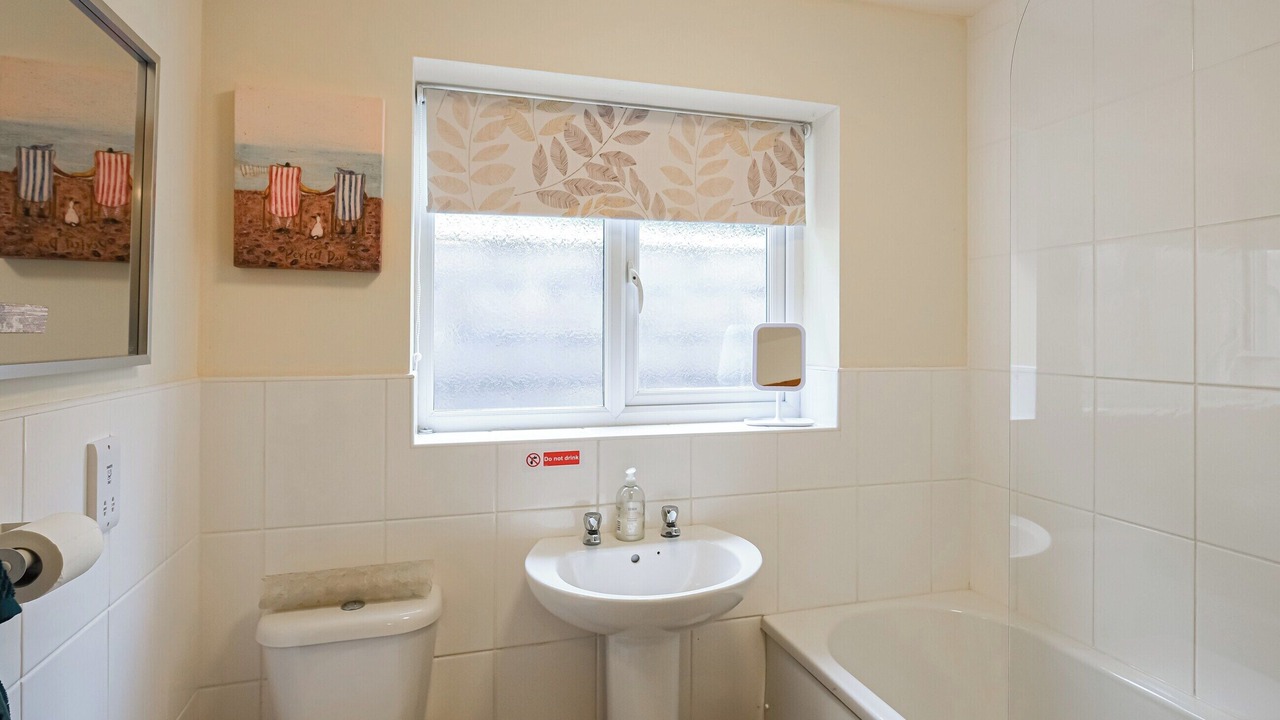 Photo of Bathroom in Aberdovey