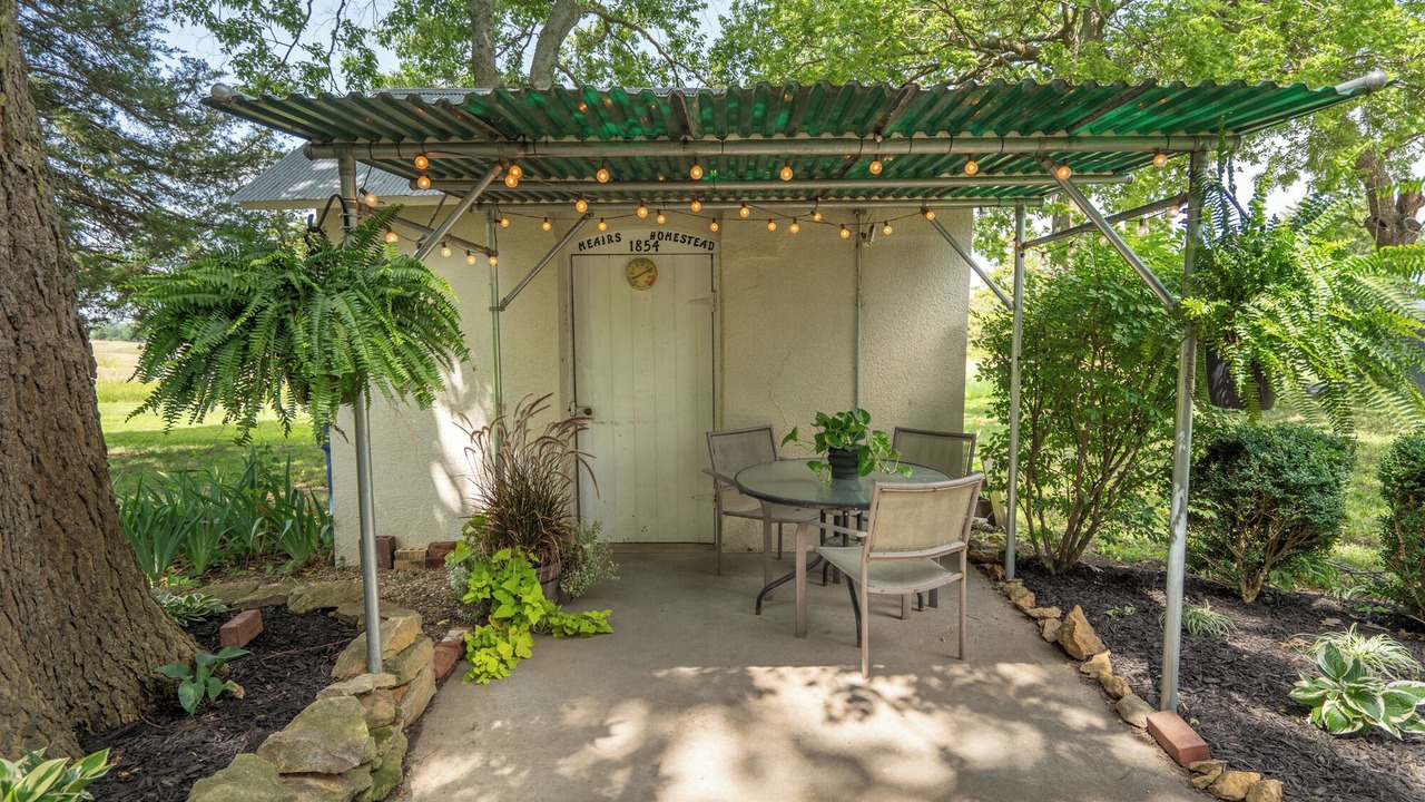 Photo of Outdoor in Lawrence