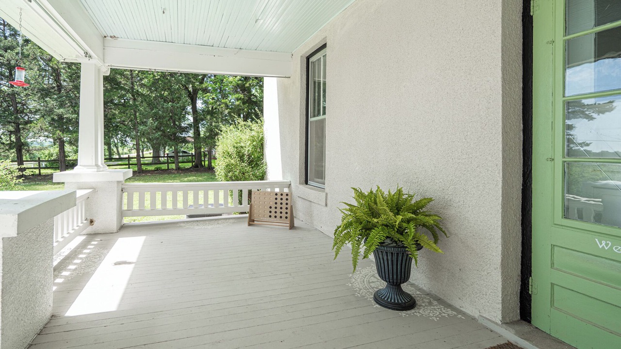 Photo of Patio Balcony in Lawrence
