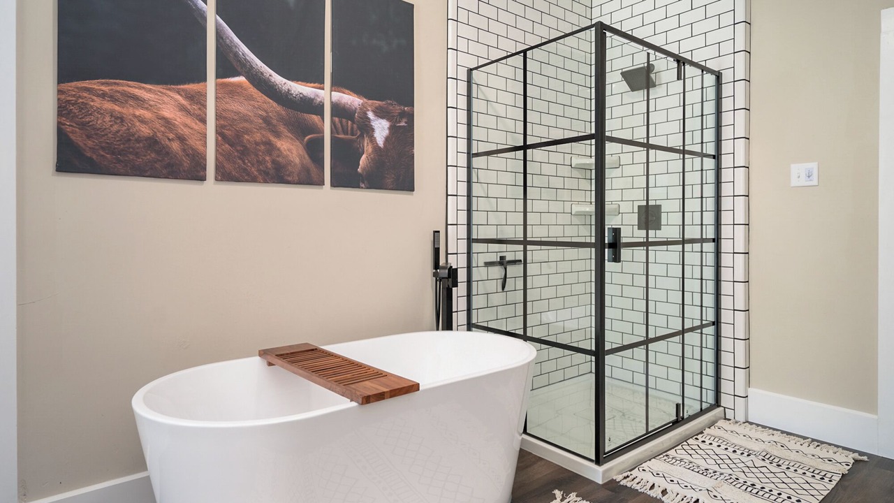 Photo of Bathroom in Lawrence