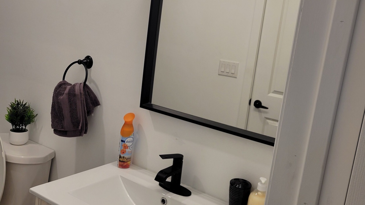 Photo of Bathroom in Elizabeth