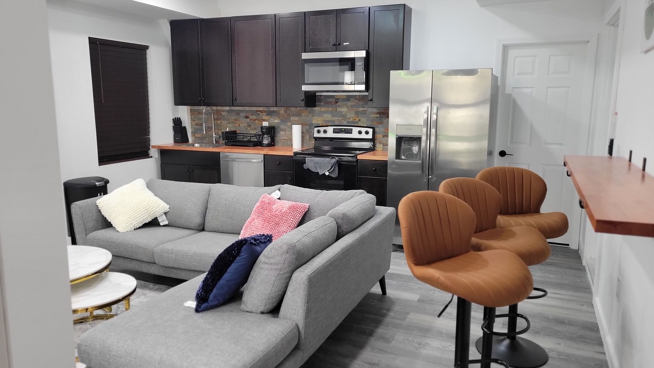 Photo of Livingroom in Elizabeth