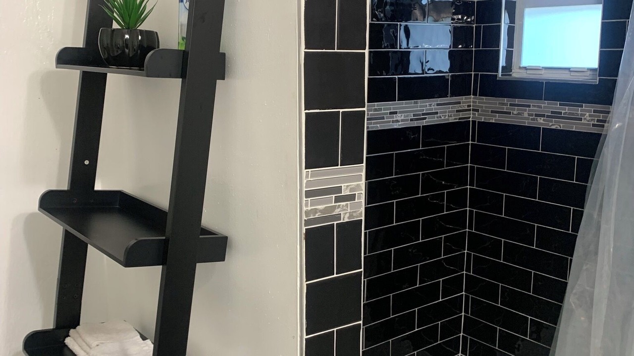 Photo of Bathroom in Pahokee