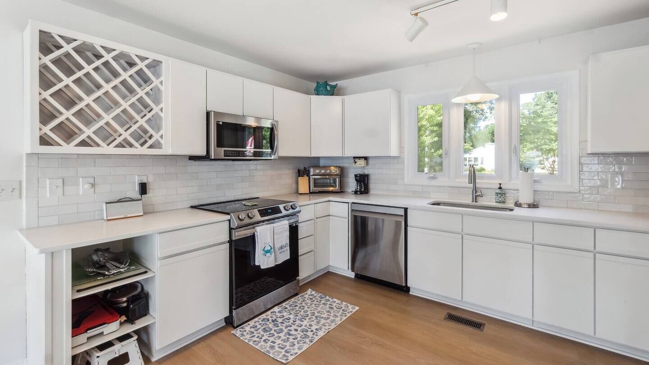 Photo of Others in Deltaville