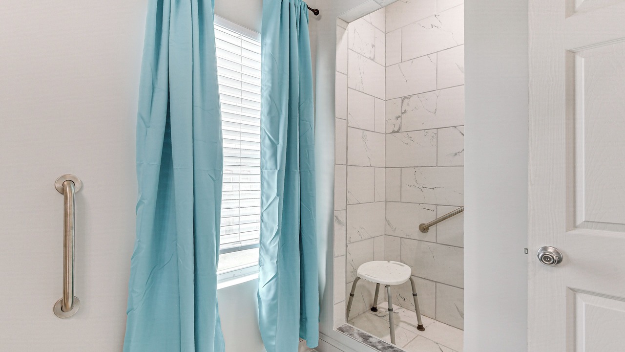 Photo of Bathroom in Easterwood