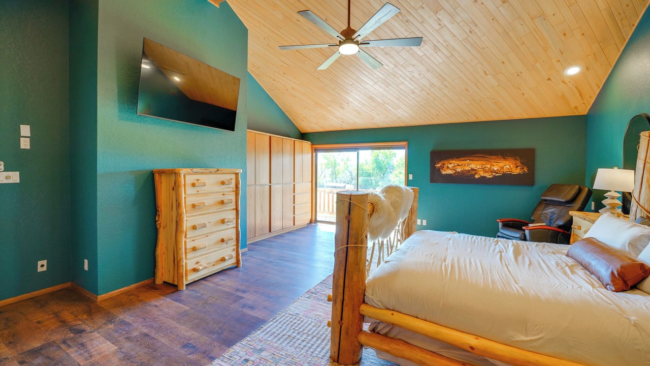 Photo of Bedroom in Flora Vista
