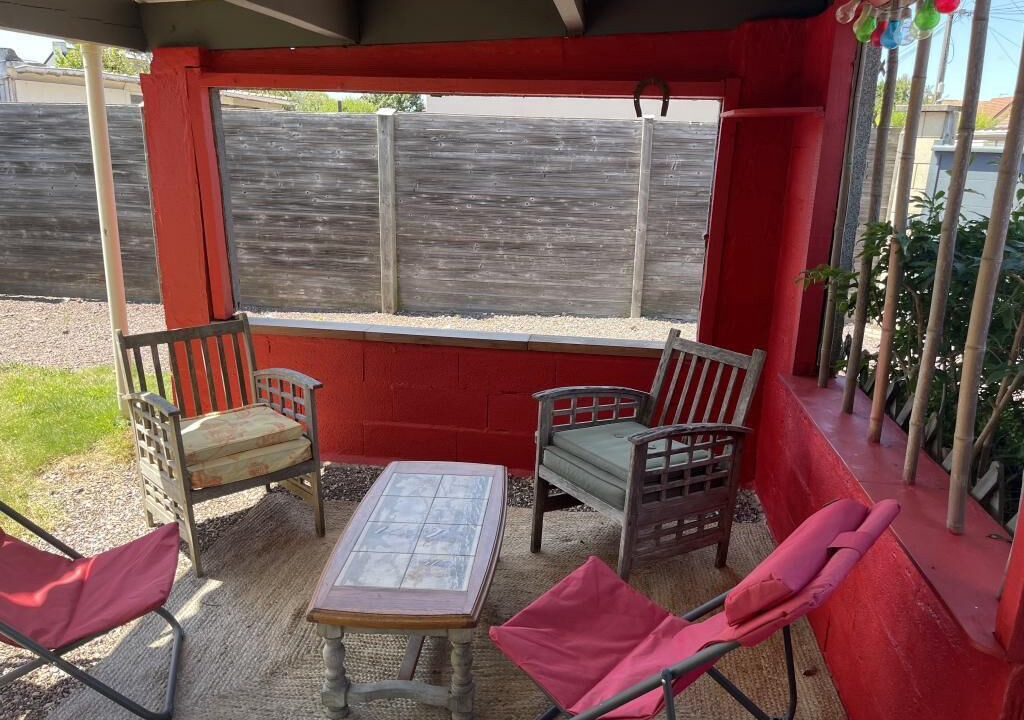 Photo of Patio Balcony in Saint-Regnobert-de-la-Cote-de-Nacre