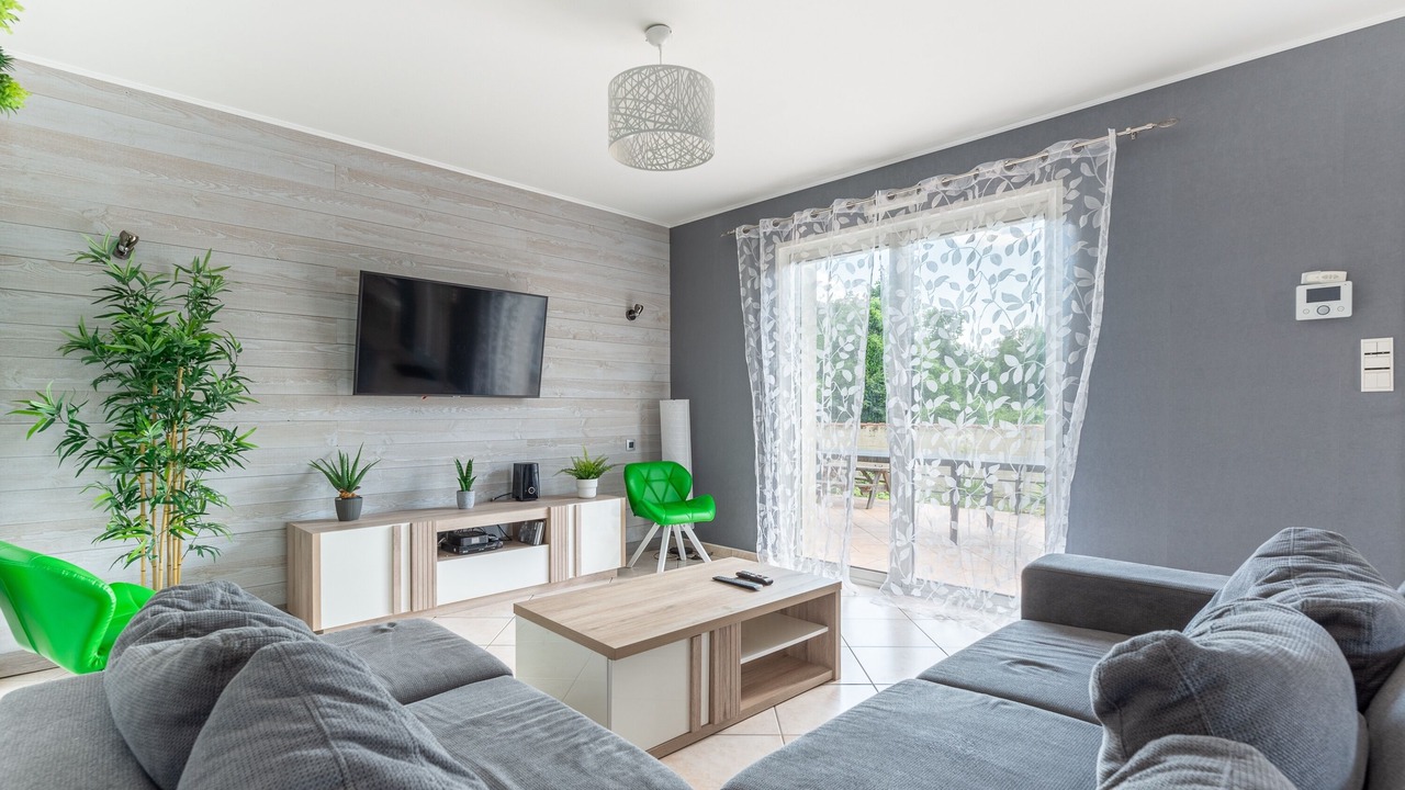 Photo of Livingroom in Lucon