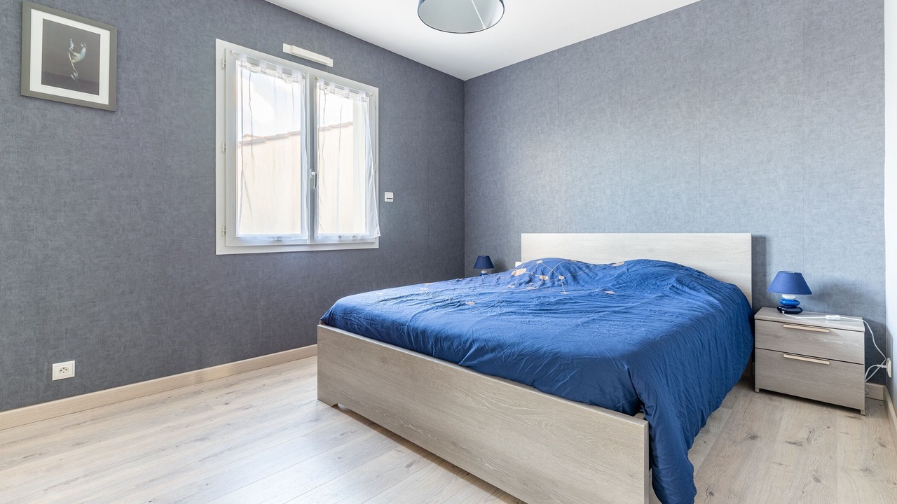 Photo of Bedroom in Lucon