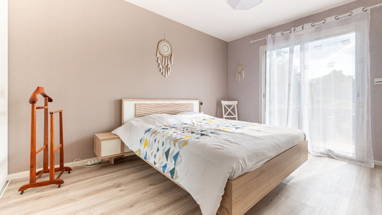 Photo of Bedroom in Lucon