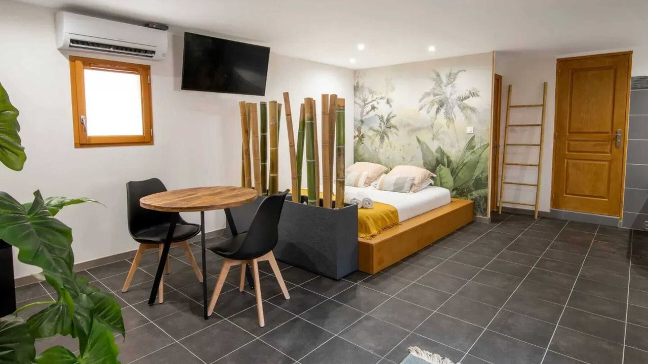 Photo of Others in Baixas