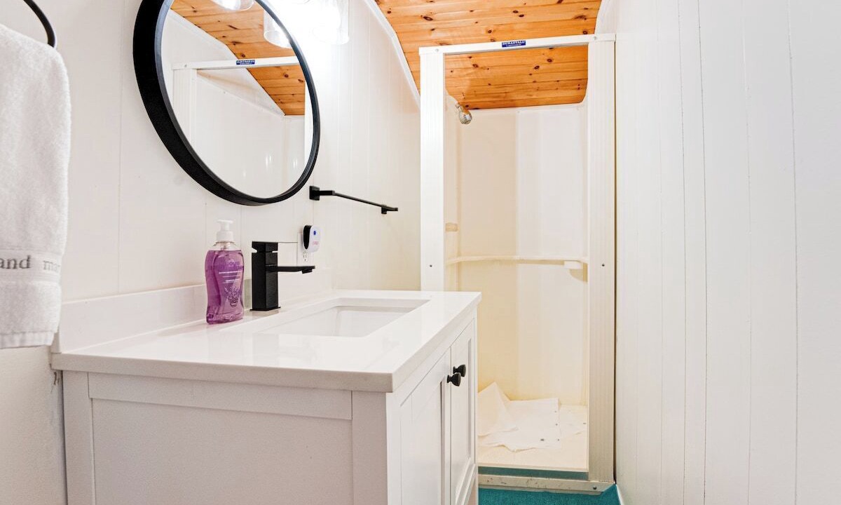 Photo of Bathroom in Magnetawan
