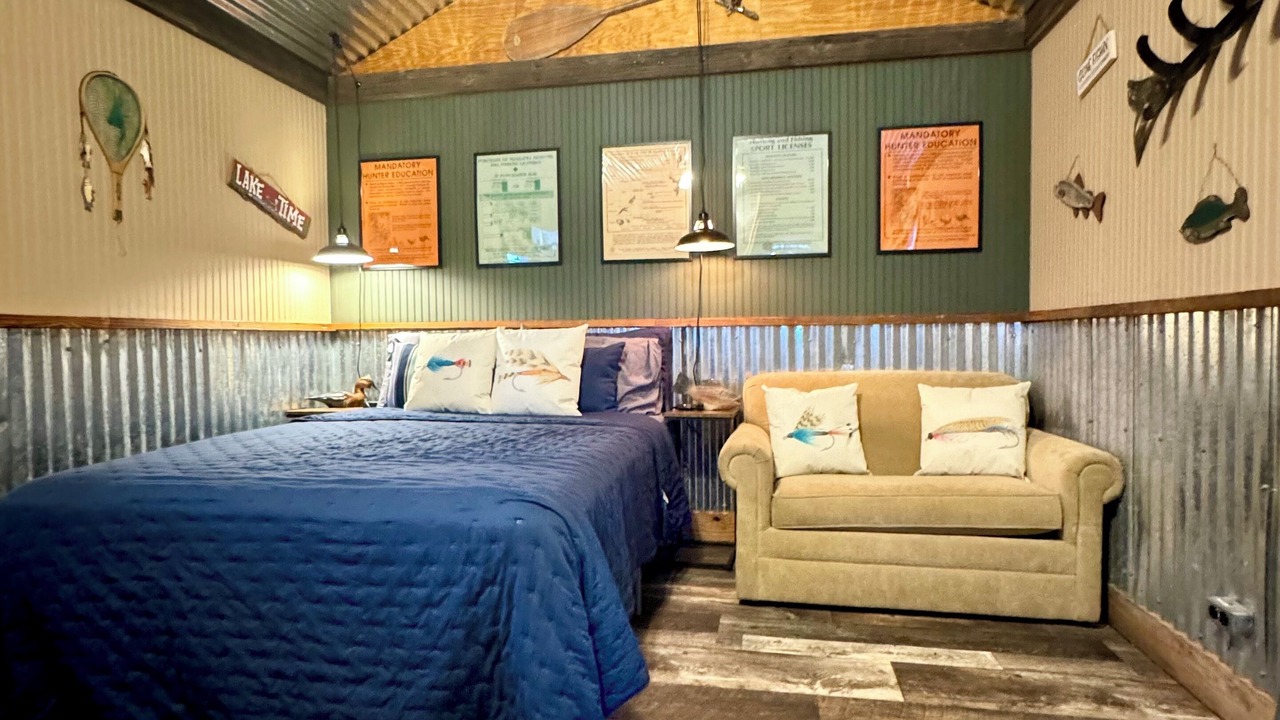 Photo of Bedroom in Quinlan